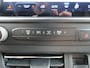 Ford Transit Custom 300 2.0 TDCI L1H1 Limited | Apple-/Android Carplay | Stoelverwarming | Dodehoek detectie | ACC | BearLock | Climate control | 3 zits | Groot navigatiescherm | Lichtmetalen velgen