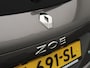 Renault Zoe R110 Bose 41 kWh | Batterijkoop | 1e Eigenaar | Dealeronderhouden | Trekhaak | Bose geluidsysteem | Lederen interieur |