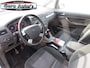 Ford C-Max 1.8-16V Ghia nw apk ,trekhaak,airco ecc etc
