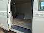 Volkswagen Transporter 2.0 TDI L1H1 150PK * Trekhaak * Navigatiesysteem * 3-Zits * Parkeercamera * 96.000KM! *