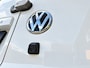 Volkswagen Transporter 2.0 TDI L1H1 150PK * Trekhaak * Navigatiesysteem * 3-Zits * Parkeercamera * 96.000KM! *