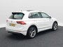 Volkswagen Tiguan 1.5 TSi ACT 150 Pk Automaat R line | Stoelverwarming | Panorama dak | Camera | Trekhaak | Keyless | 19 Inch | 160.773 Km !!