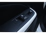 Suzuki Swift 1.2 Select Hybrid Carplay | Camera