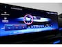 BMW 5-Serie Touring 530e xDrive M Sport Pro Edition / UNIEK!!! / M5 Look / M Sport Bodykit / Panoramadak / Stoelkoeling & -verwarming / Carbon interieur / Iconic Glow / Harman Kardon / Elektr. verstelbare voorstoelen + memory / HUD / Apple Carplay - Android Auto / Rondomzichtcamera / Premium BMW colour / Matrix LED / Achterbank verwarming / 21'' LMV / Lederen bekleding / Ambienteverlichting / Trekhaak (zwenkbaar)