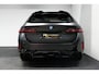 BMW 5-Serie Touring 530e xDrive M Sport Pro Edition / UNIEK!!! / M5 Look / M Sport Bodykit / Panoramadak / Stoelkoeling & -verwarming / Carbon interieur / Iconic Glow / Harman Kardon / Elektr. verstelbare voorstoelen + memory / HUD / Apple Carplay - Android Auto / Rondomzichtcamera / Premium BMW colour / Matrix LED / Achterbank verwarming / 21'' LMV / Lederen bekleding / Ambienteverlichting / Trekhaak (zwenkbaar)