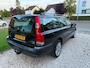 Volvo V70 2.4 T AWD 7-Persoons/Nwe Distributie&APK.