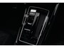 Volkswagen Golf 1.5 eTSI R-Line Edition | 150 PK | DSG | PANO | 360° | Adaptive Cruise Control | Sportief, modern en bijzonder compleet: deze Volkswagen Golf 1.5 eTSI R-Line uit 2026 combineert de sportieve uitstraling van de R-Line met de efficiënte 1.5 eTSI mild-hybrid aandrijflijn.
