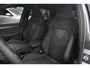 Volkswagen Golf 1.5 eTSI R-Line Edition | 150 PK | DSG | PANO | 360° | Adaptive Cruise Control | Sportief, modern en bijzonder compleet: deze Volkswagen Golf 1.5 eTSI R-Line uit 2026 combineert de sportieve uitstraling van de R-Line met de efficiënte 1.5 eTSI mild-hybrid aandrijflijn.