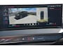 BMW X3 30e xDrive M Sport | 300PK | Pano | HUD | 360° | Harman Kardon | 20" | Keyless | Driving Assistant Professional | BMW X3 30e xDrive M Sport 300 PK Plug-in Hybrid met 2.0 viercilinder, panoramadak, Head-Up Display, 360° camera, Harman Kardon Premium Sound, 20-inch lichtmetalen velgen, Keyless Entry, Drivi