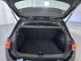 Volkswagen Golf 1.0 TSI 110pk Life Sfeerverlichting Navigatie App-Connect DAB+