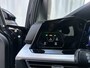 Volkswagen Golf 1.0 TSI 110pk Life Sfeerverlichting Navigatie App-Connect DAB+