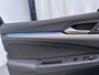 Volkswagen Golf 1.0 TSI 110pk Life Sfeerverlichting Navigatie App-Connect DAB+