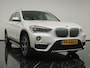 BMW X1 sDrive20i Centennial High Executive Automaat 192PK - Lederen bekleding - Panoramadak - Stoelverwarming - 18 inch LM velgen - 12 maanden garantie