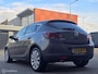 Opel Astra 1.4 TurboCosmo_140pk_Pas G.buert geweest