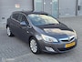 Opel Astra 1.4 TurboCosmo_140pk_Pas G.buert geweest