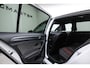 Volkswagen Golf 2.0 TSI GTI TCR
