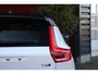 Volvo XC40 2.0 T4 AWD R-Design | Trekhaak | Stuur- en stoelverwarming | BLIS | Memory Seat | Adaptieve Cruise met Stuurhulp | Lava Orange interieur