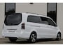 Mercedes-Benz EQV 300 L3 / XXL / Luchtvering / 7-Persoons / 2x Elec Schuifdeur / Burmester / 360 Camera / Vol Opties / NIEUWSTAAT
