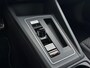 Volkswagen Golf 1.5 eTSI Style | Digital Cockpit | Full LED | IQ Drive | Sfeerverlichting | CarPlay | Climate | Adaptive Cruise | Navigatie