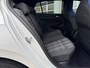 Volkswagen Golf 1.4 eHybrid GTE 245PK | Digital Cockpit | IQ Drive | Sportstoelen | LED | Stuur/Stoelverwarming | Camera | CarPlay | Adaptive Cruise | Navigatie | Climate