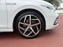 Volkswagen Golf 1.5 eTSI Style IQ light Camera Sfeer Memory ACC