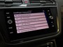 Volkswagen Tiguan 1.5 TSI 3X R-LINE |PANO|HuD|IQ LIGHTS|ACC|LANE ASSIST|CARPLAY|TREKHAAK|SFEERVERLICHTING|20 INCH|2021|BOMVOL!