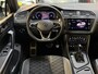 Volkswagen Tiguan 1.5 TSI 3X R-LINE |PANO|HuD|IQ LIGHTS|ACC|LANE ASSIST|CARPLAY|TREKHAAK|SFEERVERLICHTING|20 INCH|2021|BOMVOL!