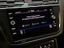 Volkswagen Tiguan 1.5 TSI 3X R-LINE |PANO|HuD|IQ LIGHTS|ACC|LANE ASSIST|CARPLAY|TREKHAAK|SFEERVERLICHTING|20 INCH|2021|BOMVOL!