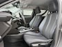 Peugeot 2008 1.2 PureTech Blue Lease Allure 2e Eigenaar|Navi|Camera|D-riem vv in 2025|i-Cockpit|Trekhaak|Cruise|Carplay|Clima|PDC V+A|Elek ramen|Nieuwe APK bij Aflevering