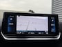 Peugeot 2008 1.2 PureTech Blue Lease Allure 2e Eigenaar|Navi|Camera|D-riem vv in 2025|i-Cockpit|Trekhaak|Cruise|Carplay|Clima|PDC V+A|Elek ramen|Nieuwe APK bij Aflevering