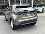 Toyota Yaris Cross 1.5 Hybrid 116 Active Comfort Pack | Dodehoekherkenning, Parkeersensoren, Stoel + Stuurverwarming, Lichtmetalen velgen