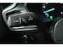 Ford Focus Wagon 1.5 EcoBoost Vignale (PANORAMADAK, STOEL/STUUR VERWARMING, CAMERA, CRUISE CONTROL ADAPTIEF, TREKHAAK)