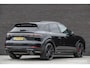 Porsche Cayenne 3.0 E-Hybrid 462Pk | Tech Art | Sport-Design Pakket | Akrapovic | Luchtvering | Panoramadak | 360° Camera | 22''