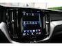 Volvo XC60 2.0 Recharge T8 AWD R-Design 390PK * Pano - Trekhaak - B&W - Head Up - 360° Cam - Luchtvering *