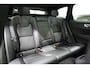 Volvo XC60 2.0 Recharge T8 AWD R-Design 390PK * Pano - Trekhaak - B&W - Head Up - 360° Cam - Luchtvering *