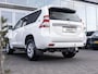 Toyota Land Cruiser 2.8 D-4D-F Challenger Blind Van | Cruise Control | Leder | Trekhaak | Navigatie | Elektrische stoelen |