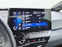 Volkswagen ID.3 62kWh SOH 91% Adap.Cruise Stoel+Stuurverwarming Navi Ecc Apple Carplay Android Auto DAB All-Season Banden Isofix Bluetooth Keyless start Rijstrooksensor 1e Eigenaar Dealeronderhouden Origineel Nederlandse Auto
