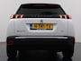 Peugeot e-2008 EV GT Pack SOH 90% Panoramadak Adap.Cruise 360°Camera Stoelverwarming Apple Carplay Android Auto 50kWh Navi Ecc Lmv Led Lane Assist Voorruitverwarming 1e Eigenaar Dealeronderhouden Origineel Nederlandse Auto
