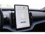 Volvo EX30 272PK Single Motor Extended Range Plus 69 kWh / Adaptive Cruise Control / Harman Kardon / Stoelverwarming / Stuurverwarming / Achteruitrijcamera / Elektrische achterklep / Parkeersensoren V+A