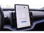 Volvo EX30 272PK Single Motor Extended Range Plus 69 kWh / Adaptive Cruise Control / Harman Kardon / Stoelverwarming / Stuurverwarming / Achteruitrijcamera / Elektrische achterklep / Parkeersensoren V+A