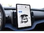 Volvo EX30 272PK Single Motor Extended Range Plus 69 kWh / Adaptive Cruise Control / Harman Kardon / Stoelverwarming / Stuurverwarming / Achteruitrijcamera / Elektrische achterklep / Parkeersensoren V+A