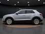 Volkswagen T-Roc 1.5 TSI Life Edition | Navigatie | Camera | Keyless | ACC | 17'' |