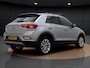 Volkswagen T-Roc 1.5 TSI Life Edition | Navigatie | Camera | Keyless | ACC | 17'' |