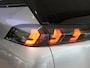 Peugeot e-2008 EV GT Pack 50 kWh | Keyless Entry | Stoelverwarming | Camera | Dodehoeksensor