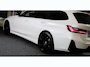 BMW 3-Serie Touring 320e M Line / Head Up / Memory / Navi / Camera / Acc / F1 / Open Panoramadak / Led / Pdc / 19 Inch