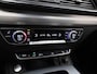 Audi Q5 50 TFSI e S edition | S-line | Vlak Stuur | Automaat | LMV | Half Leder | Camera | Trekhaak | Virtual cockpit | Climate control | Stoel verwarming | Navigatie | DAB |