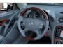 Mercedes-Benz SL 500 | 306PK | Designo | Bose | Leder | Stoelverwarming | 19" | Mercedes-Benz SL-Klasse 500 306 PK met 5.0 V8 benzinemotor, Designo lak, Bose audiosysteem, navigatie, 19-inch lichtmetalen velgen, lederen interieur, elektrisch verstelbare stoelen met geheu