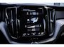 Volvo XC60 2.0 T8 407pk AWD R-Design Pano-dak|Trekhaak|ACC|HuD|Dealer-onderhouden