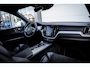 Volvo XC60 2.0 T8 407pk AWD R-Design Pano-dak|Trekhaak|ACC|HuD|Dealer-onderhouden