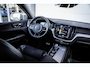 Volvo XC60 2.0 T8 407pk AWD R-Design Pano-dak|Trekhaak|ACC|HuD|Dealer-onderhouden